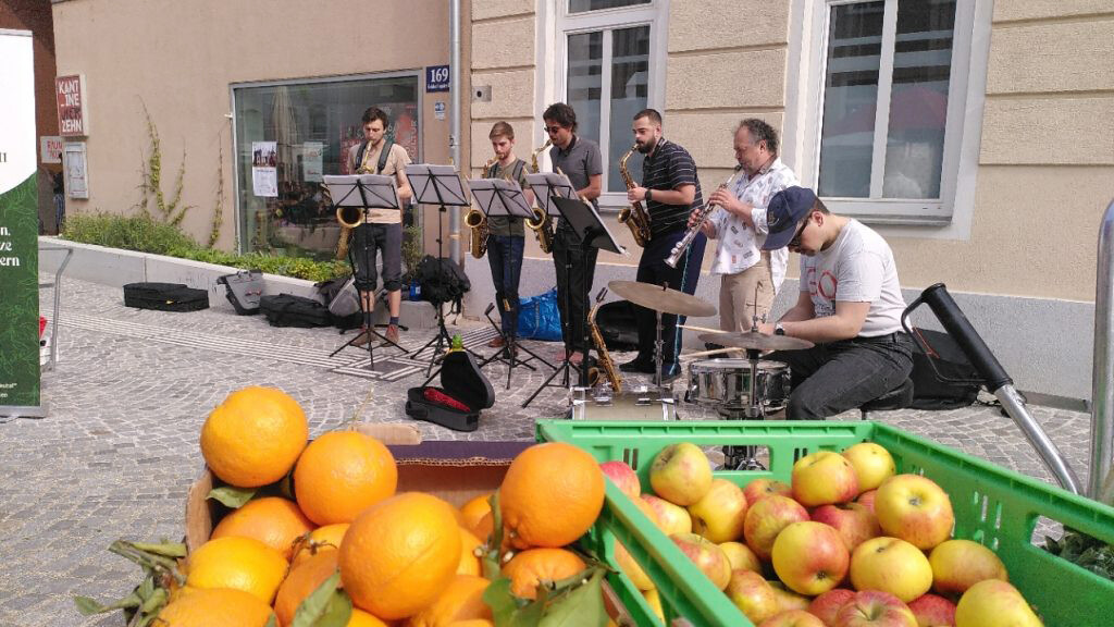 Live-Band am Matzner Markt